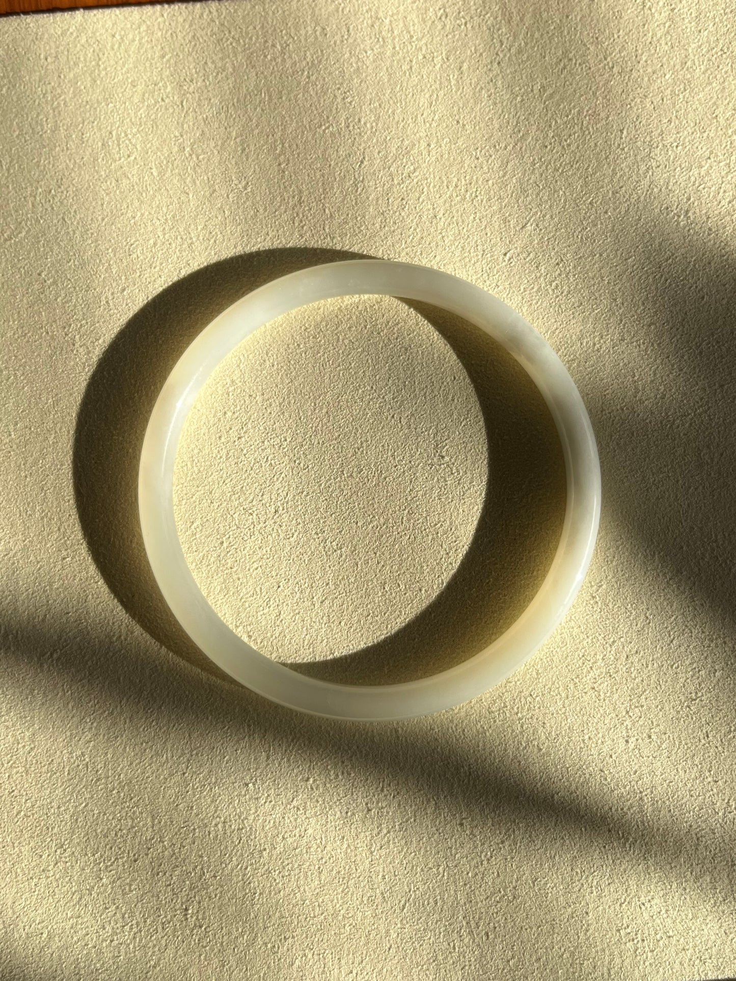 White Hetian Jade Slim Bangle 58mm | 和田白玉叮当镯