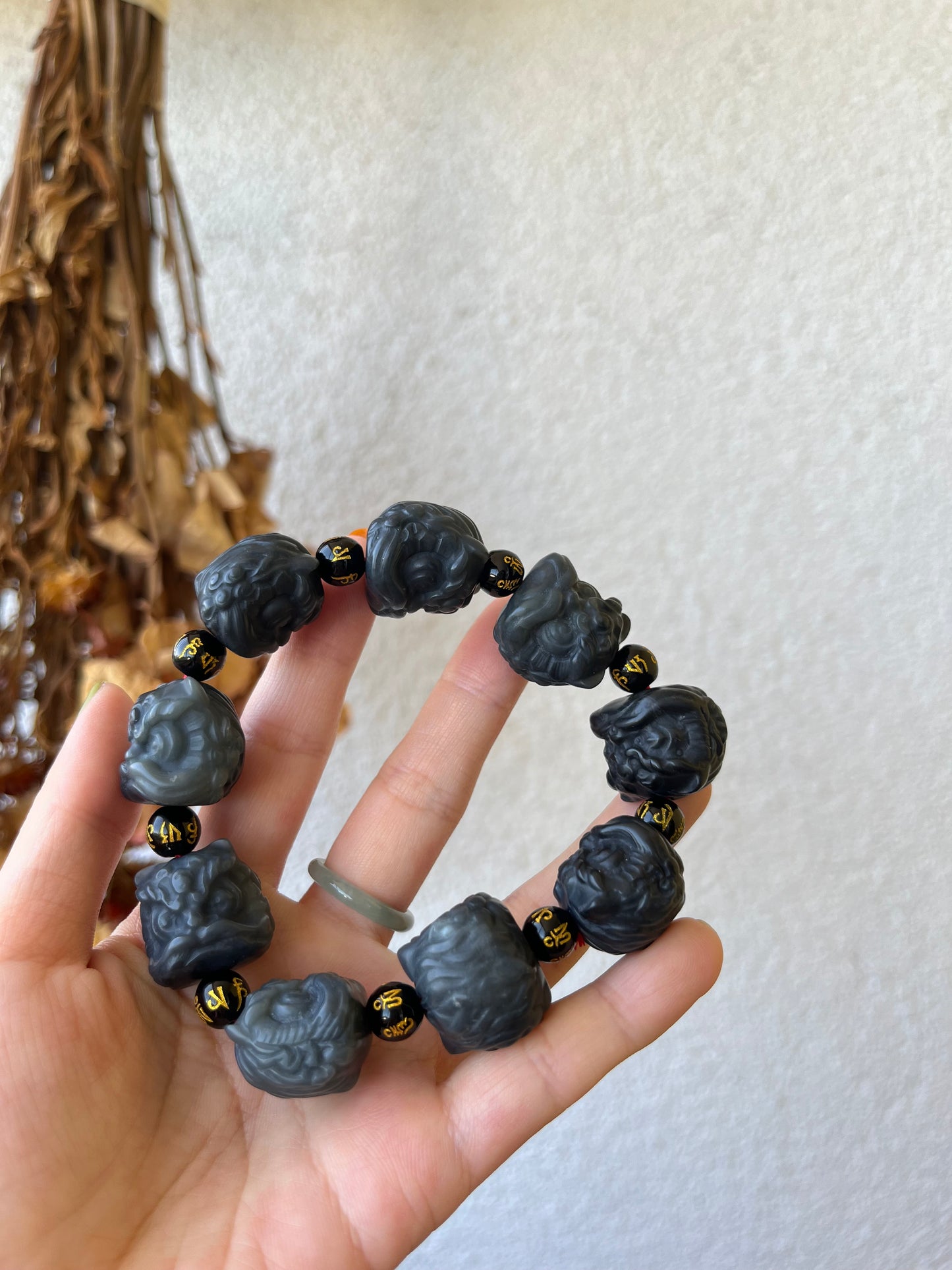 Hand Carved Gray Hetian Jade Lion Dance Head Beaded Bracelet, 和田青花醒狮头手串