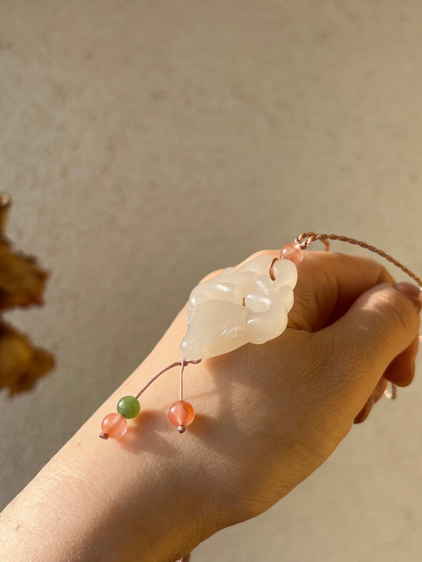 Handmade necklace with a Hand Carved Pink Jade Deer Pendant, 手雕和田粉鹿