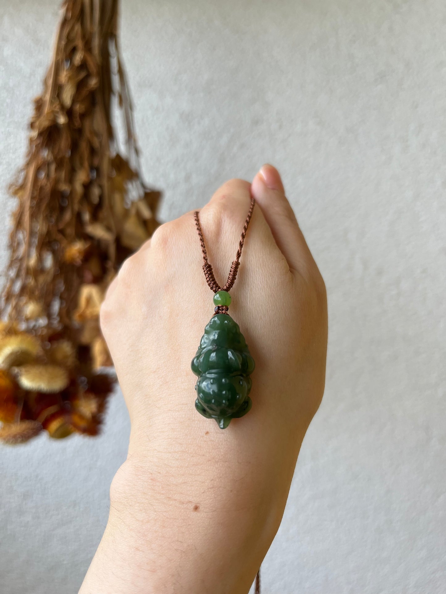 Handmade Necklace with a Super Cute Green Hetian Jade Crocodile, 手编超萌碧玉小鳄鱼吊坠