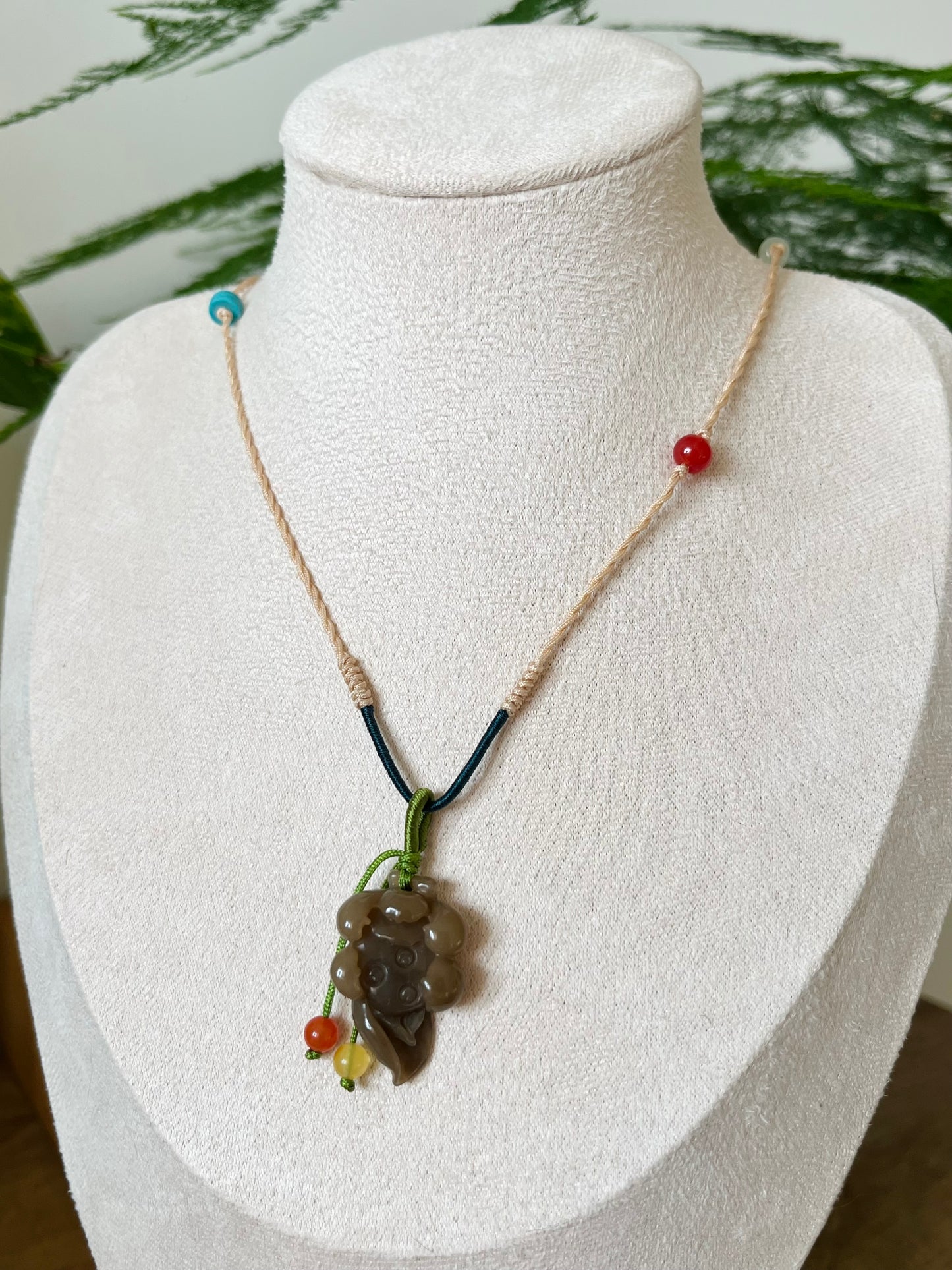 Handmade Necklace with a Hand Carved Brown Hetian Jade Lotus Flower, 手编和田玉小荷花项链