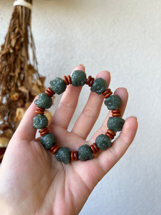 Hand Carved Blue Hetian Jade Lion Dance Head Beaded Bracelet, 醒狮头手串