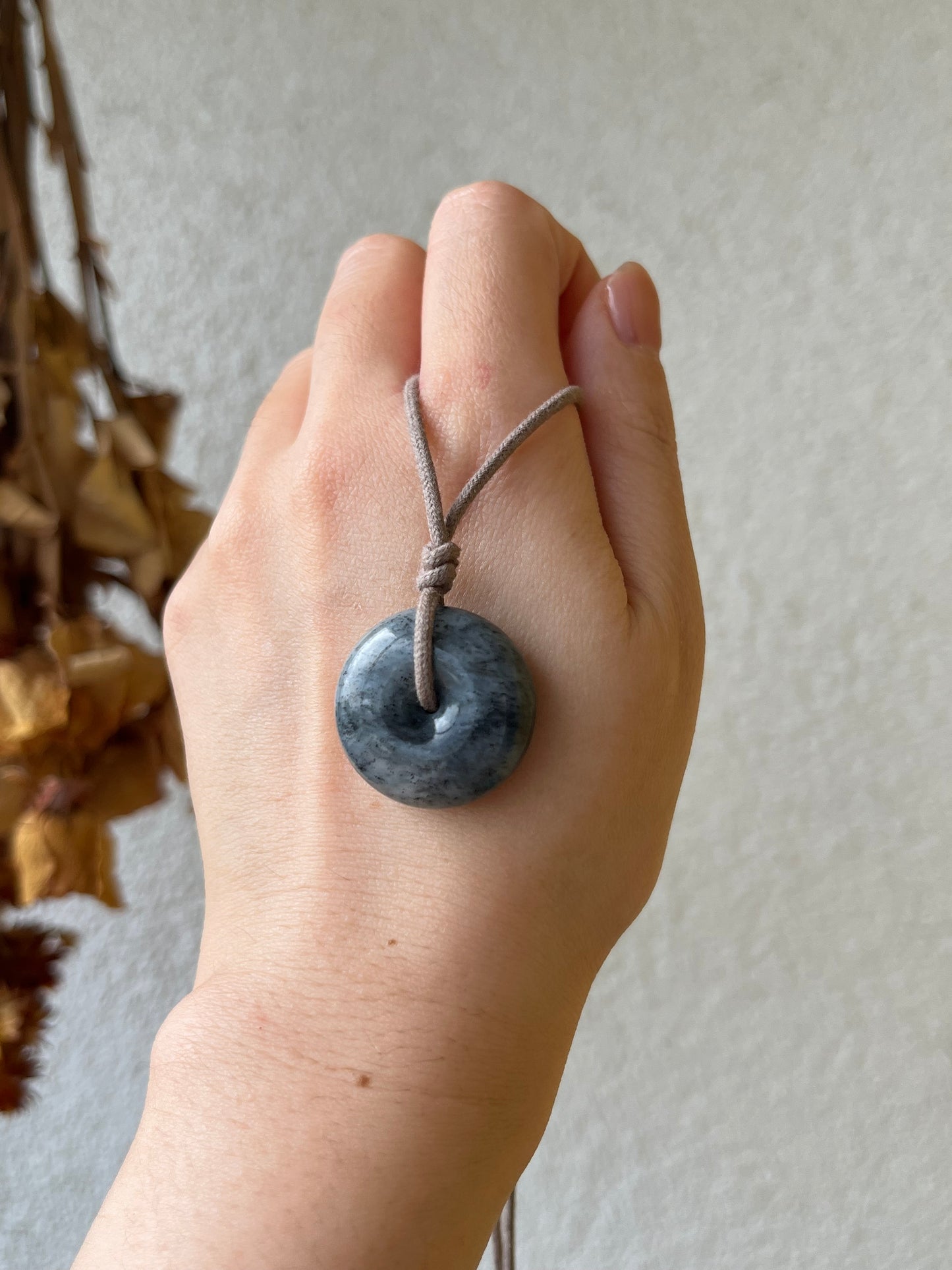 Ink-dotted Qinghua (gray and white) Hetian Jade Safty Buckle, PI Pendant | 和田点墨青花平安扣