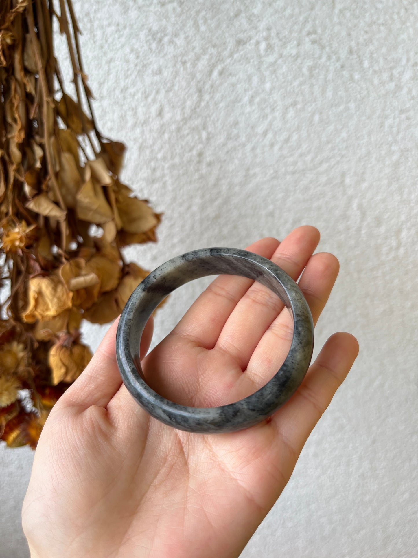 Gray Ink Dotted Hetian Qinghua Bangle 56mm+ | 和田点墨青花手镯
