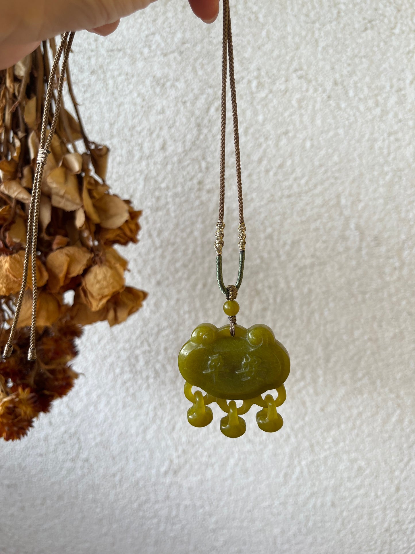 Green Xiu Jade Peony Blessing Lock Pendant