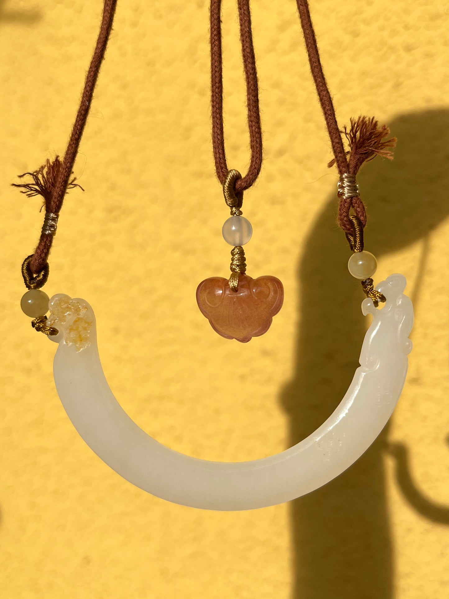 Hand Carved White Nephrite Jade Phoenix Huang Arc-shaped Pendant，手雕白玉凤玉璜