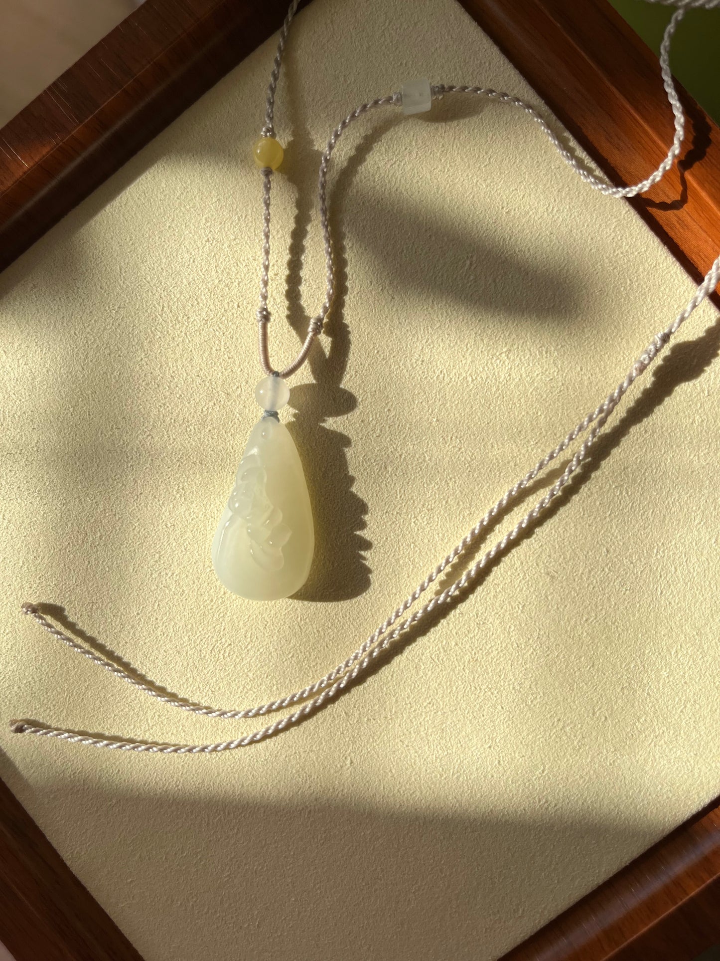 Hand Carved Irregular Shaped Hetian Jade Flowers