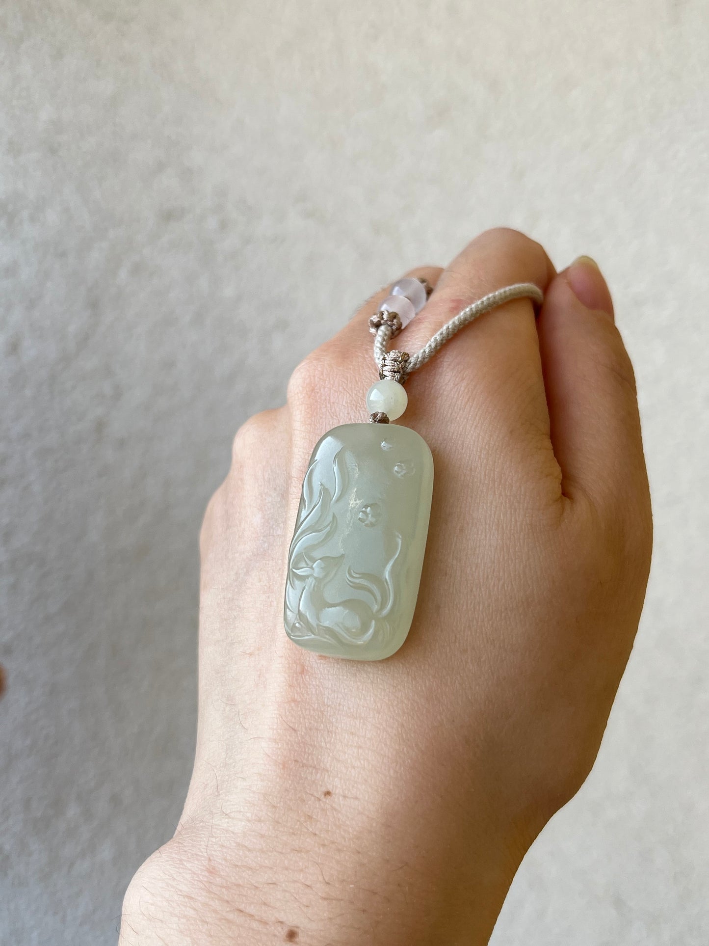 Hand Carved Jade Nine-Tailed Fox Pendant, 手雕晴水冰胶九尾狐 & 无事牌