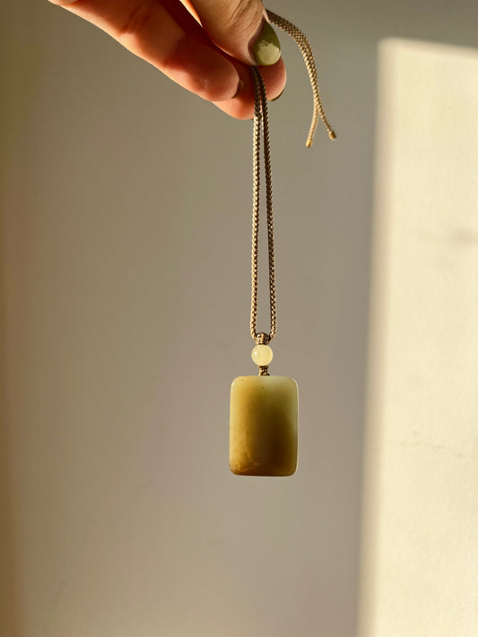 Blue Hetian Jade Flat Pendant, 和田且末蓝小无事牌