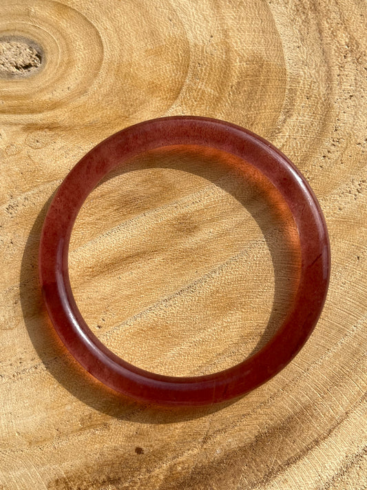 Strawberry Quartz Bangle 61mm， 草莓晶手镯