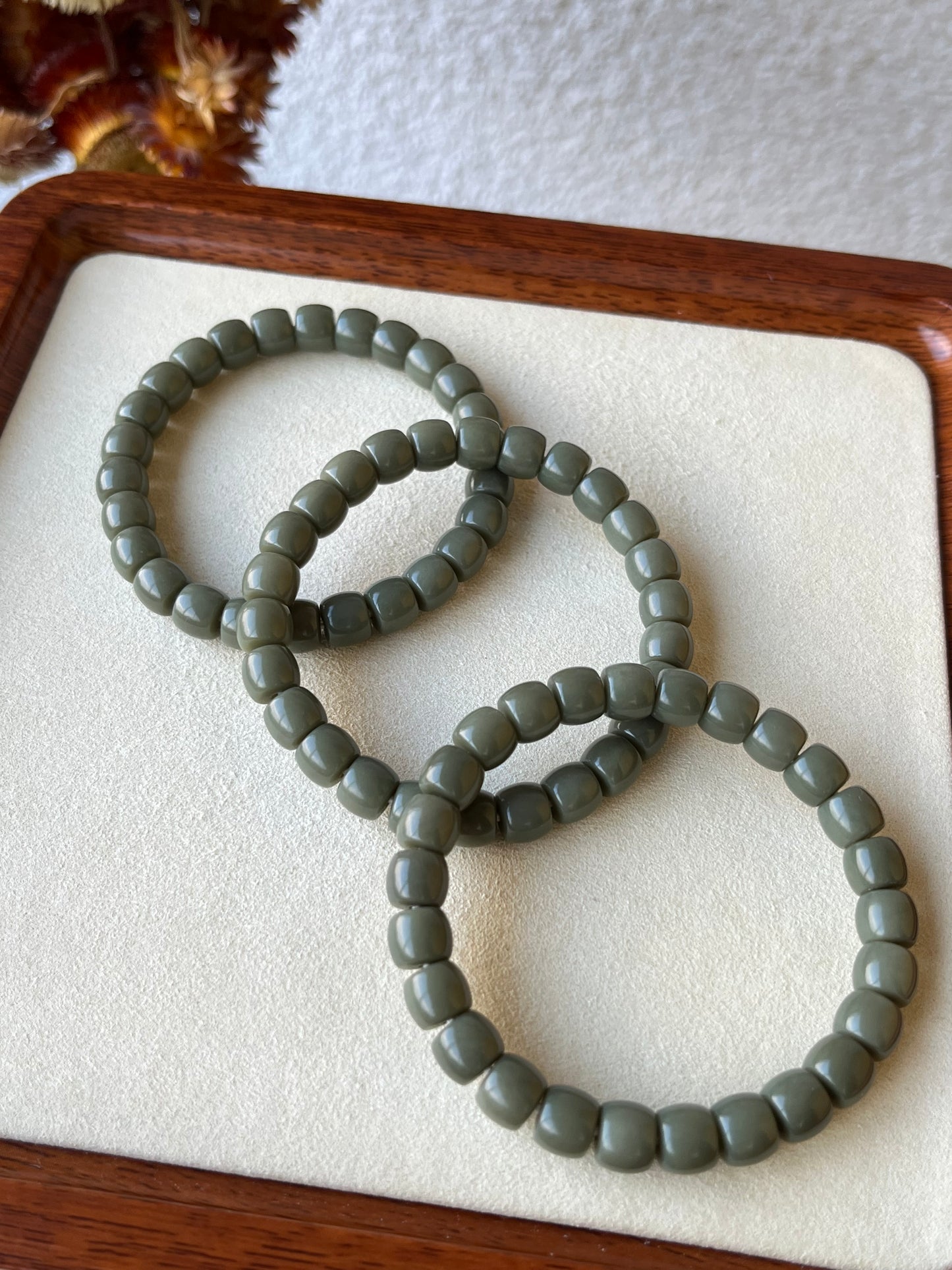 Straight Cut Elaeagnus Green Hetian Jade Beaded Bracelet (8mm x 6mm) | 和田沙枣青直切手串