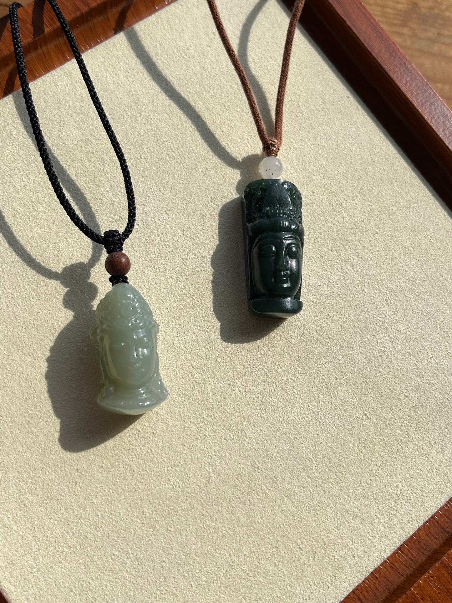 Hetian Jade Guanyin / Kwan Yin Head | 和田玉观音头吊坠