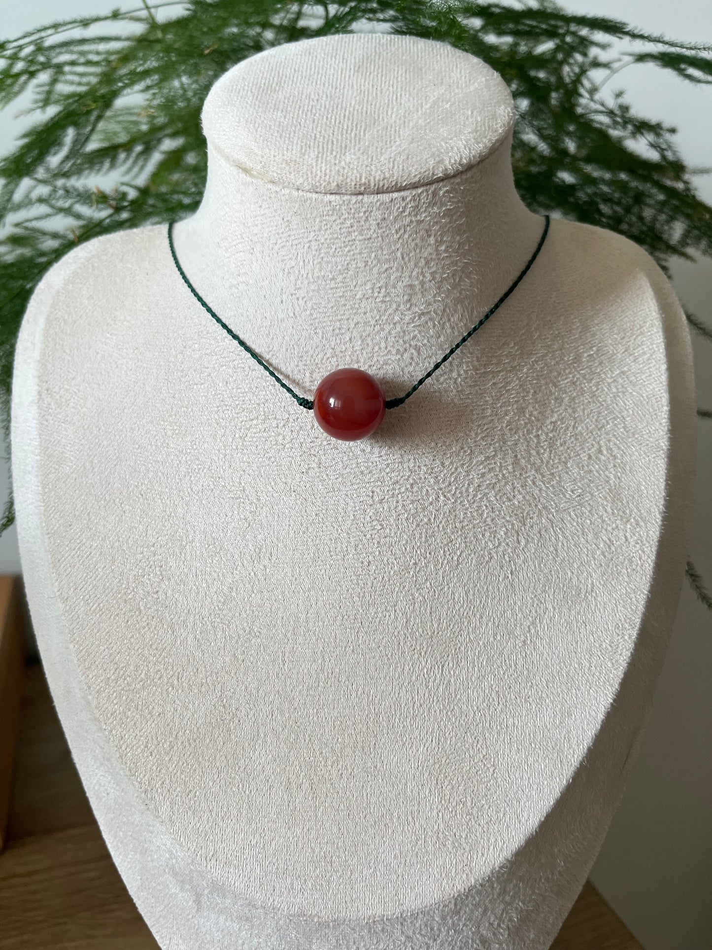 Frame Pattern Nanhong Agate Single Bead (16mm) Necklace | 南红火焰纹单珠路路通项链