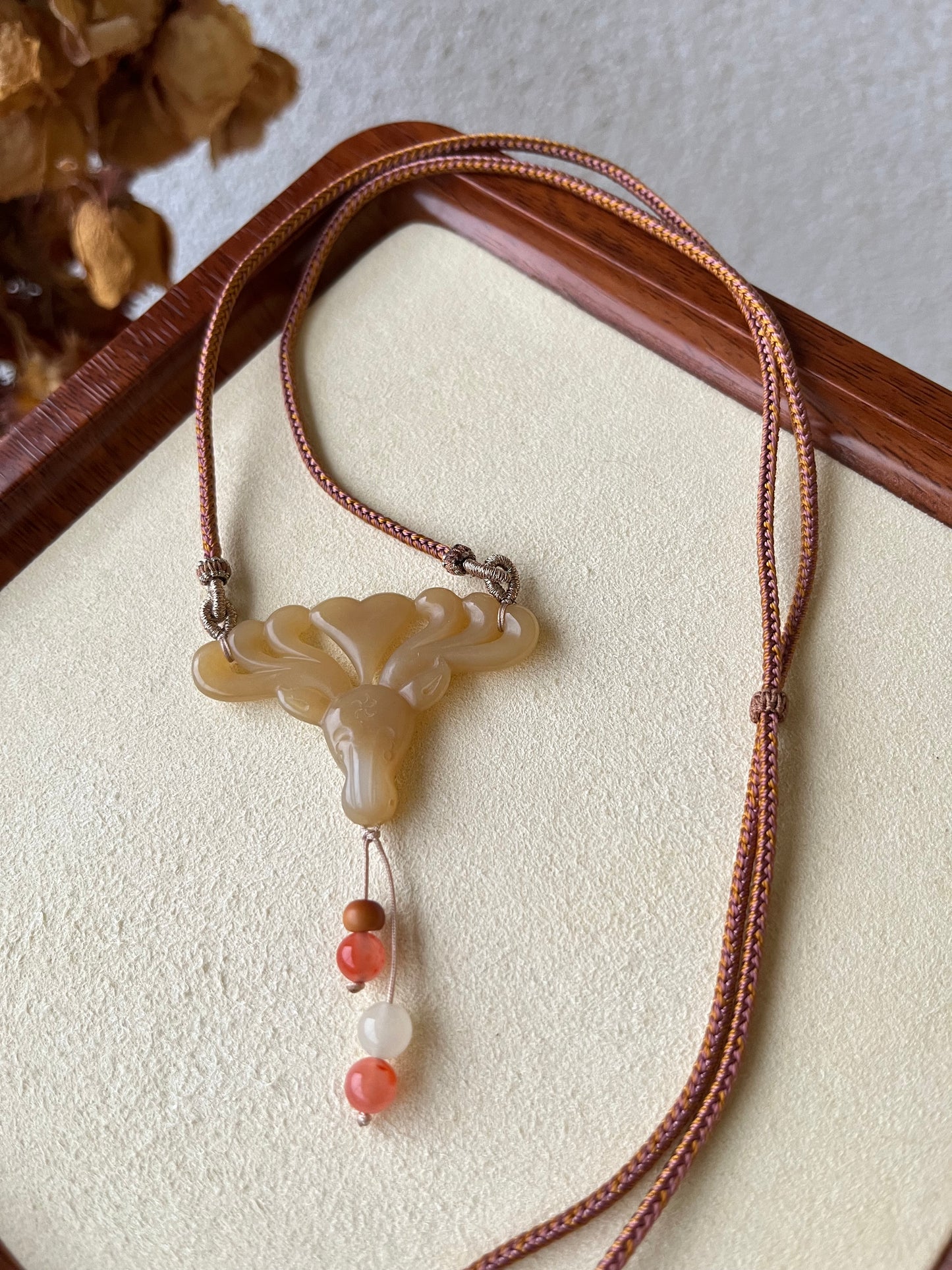 Hand Carved Brown And White Hetian Jade Deer Pendant | 手雕和田糖白梅花鹿