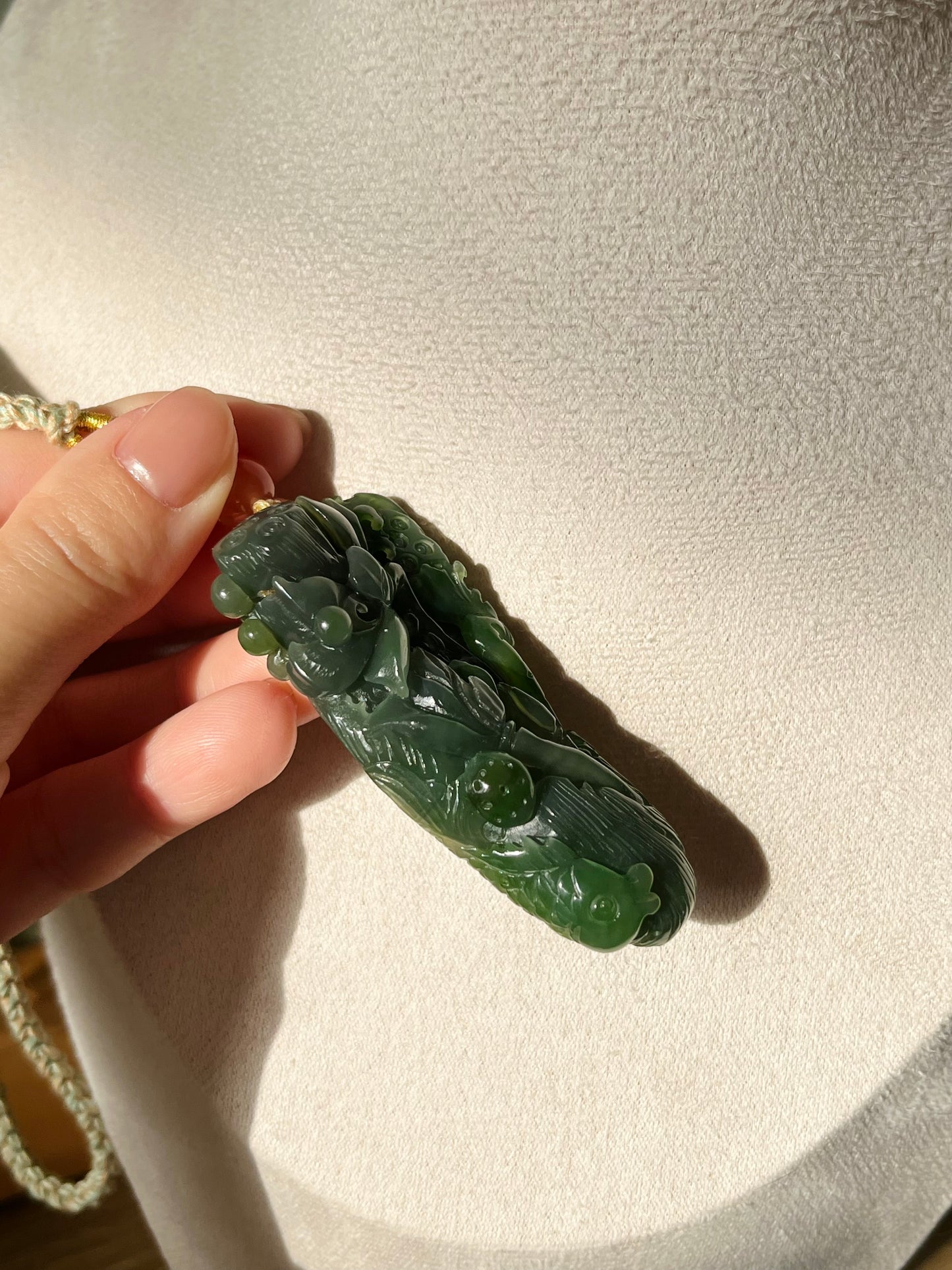 Hand Carved Green Hetian Jade Fish and Lotus Pendant, 手雕碧玉荷花鱼手把件