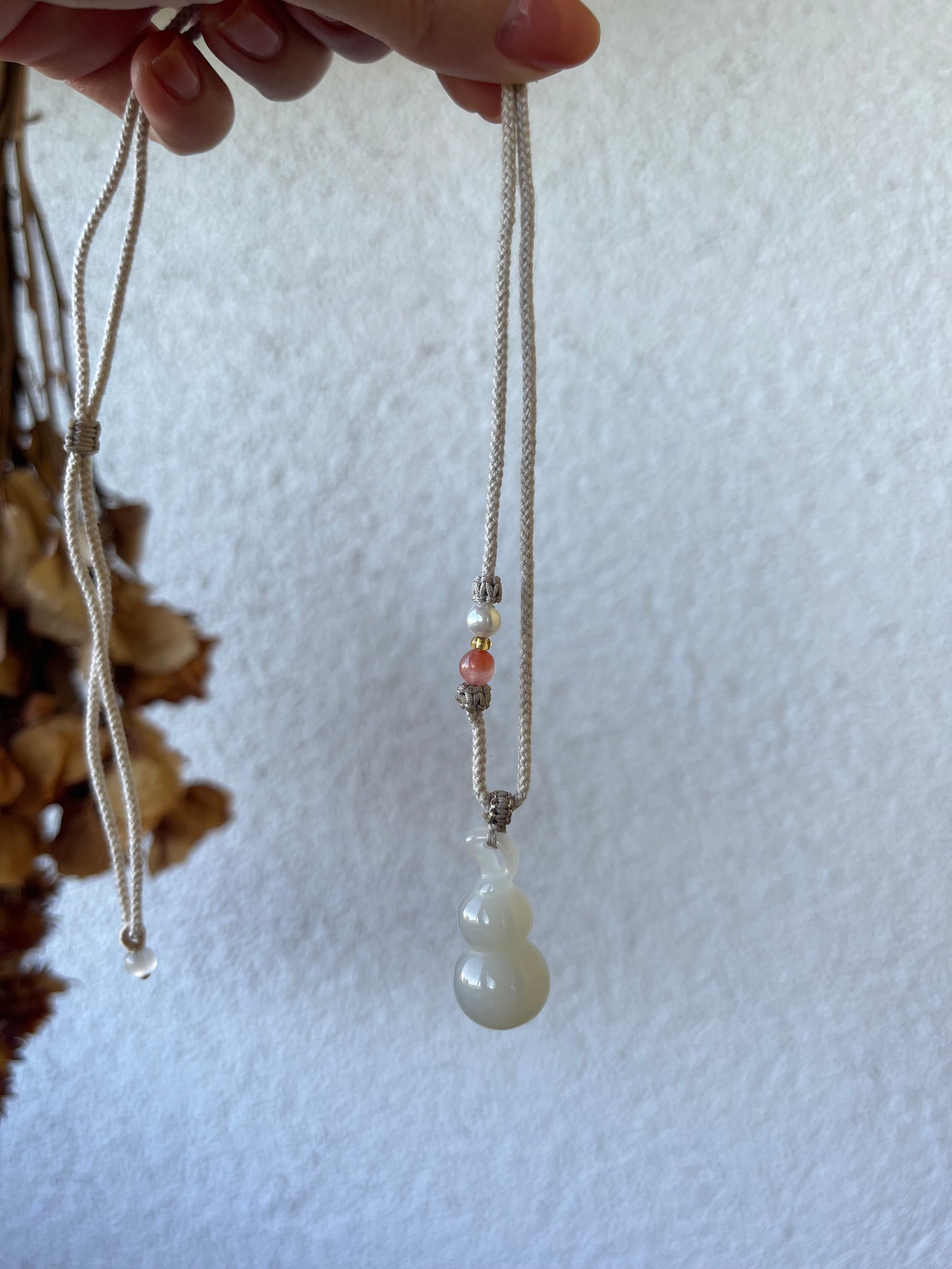 Light Purple Hetian Jade Hulu Pendant