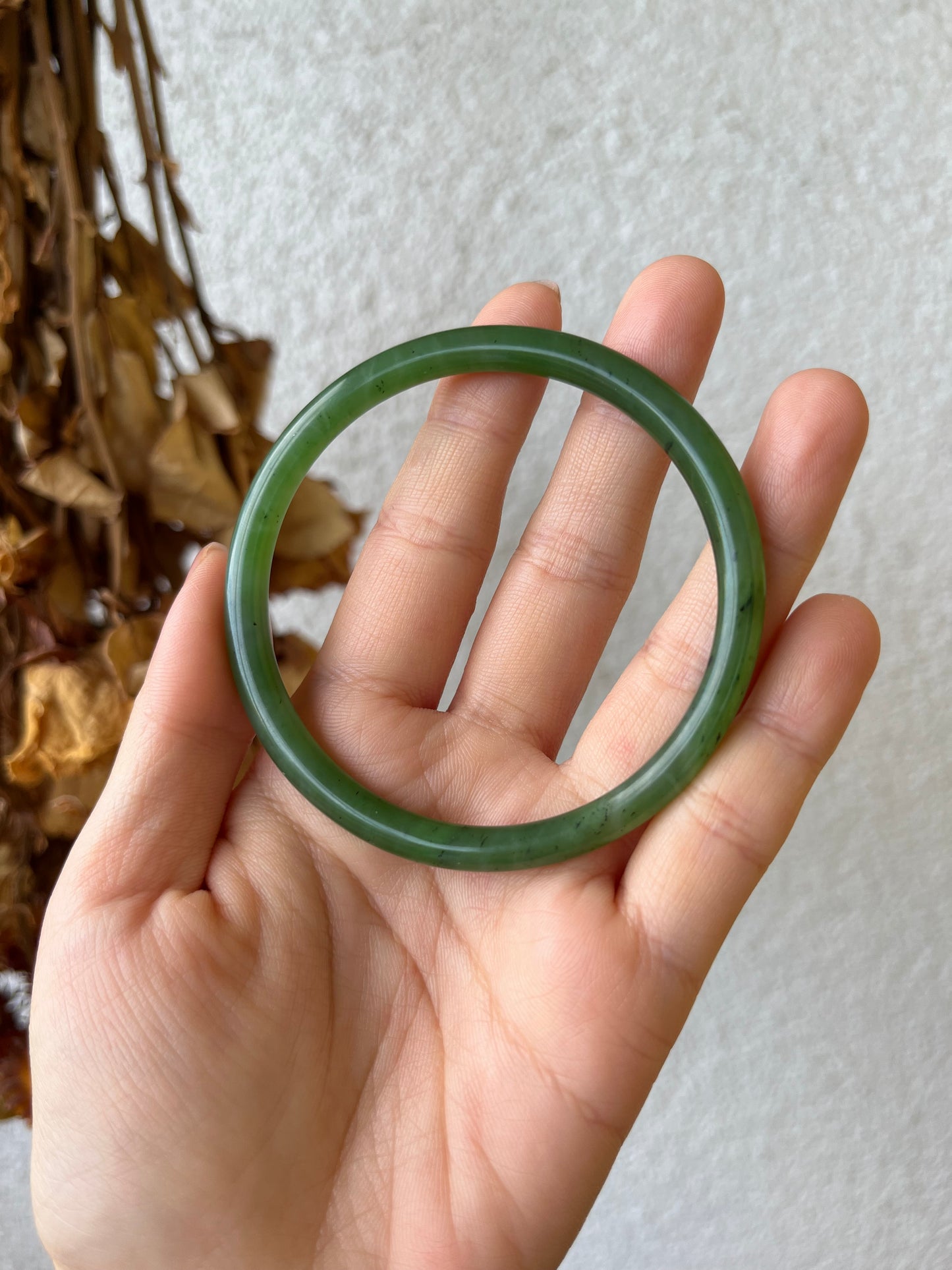 Green Hetian Jade Slim Bangle 58cm | 碧玉叮当镯