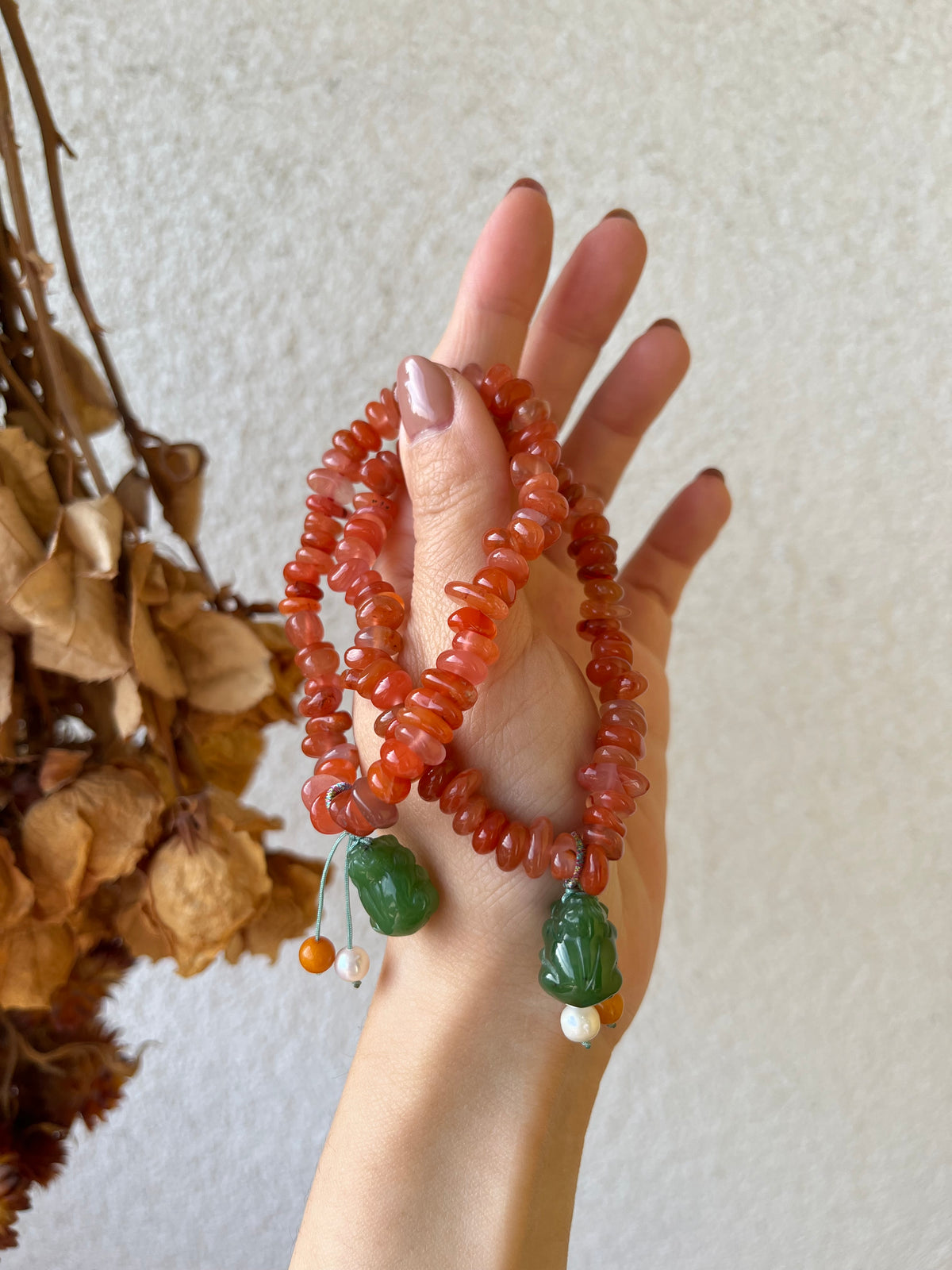 Irregular Shaped Nanhong Agate Beaded Bracelet with A Green Hetian Jade Pixiu