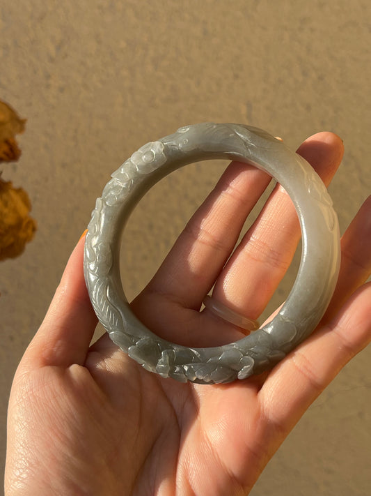 Smoky Purple Hetian Jade Carved Bangle 58mm | 和田烟紫雕花镯