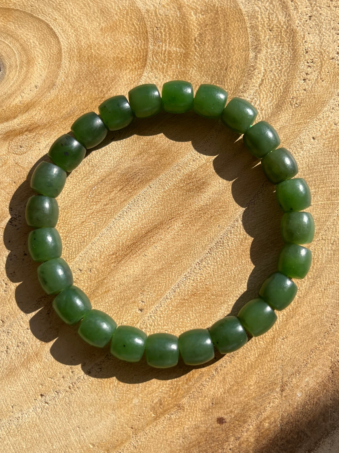 Green Hetian Jade Beaded Bracelet (8mm x 8mm)，碧玉直切手串