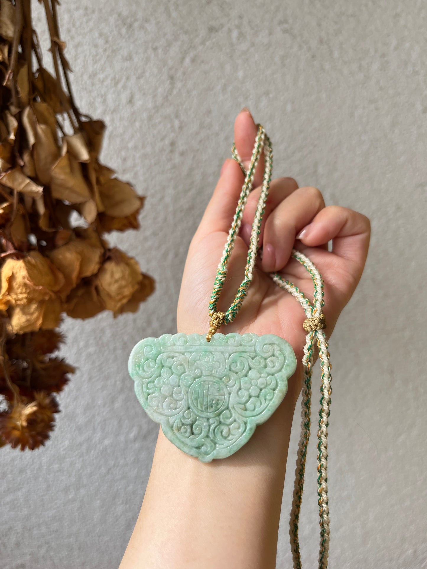 Hand Carved Jadeite Ruyi Blessing Lock | 手雕翡翠如意福锁