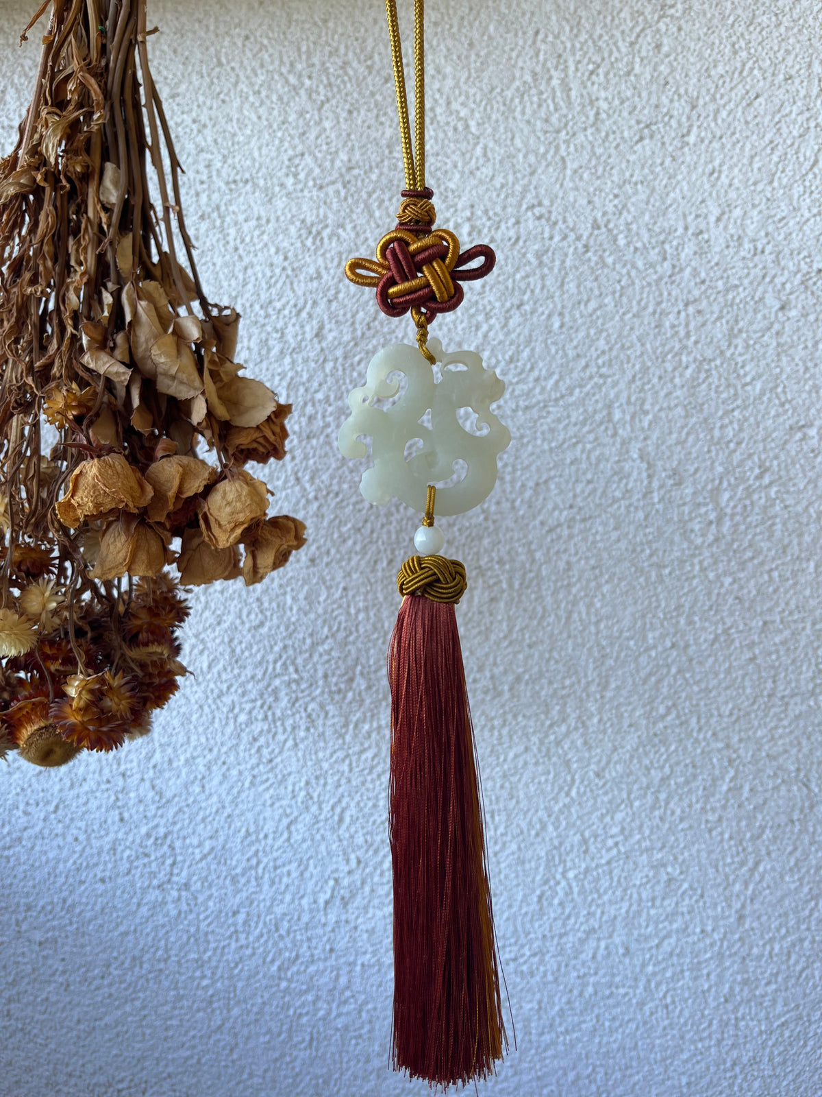 White Hetian Jade Dragon Car Hanging | 和田龙玉佩车挂