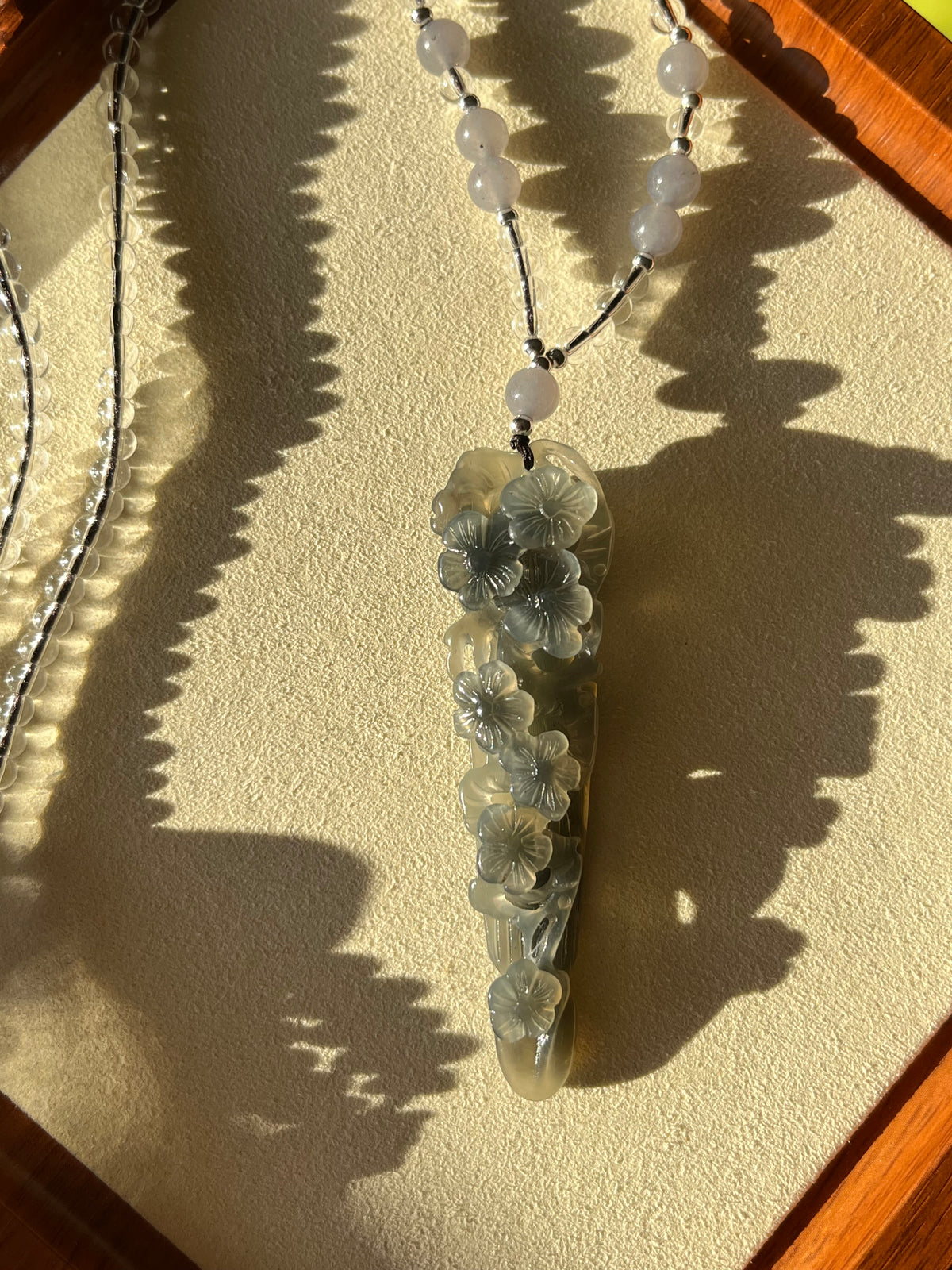 Hand Carve Xiu Jade Plum Blossom on a Guqin Instrument