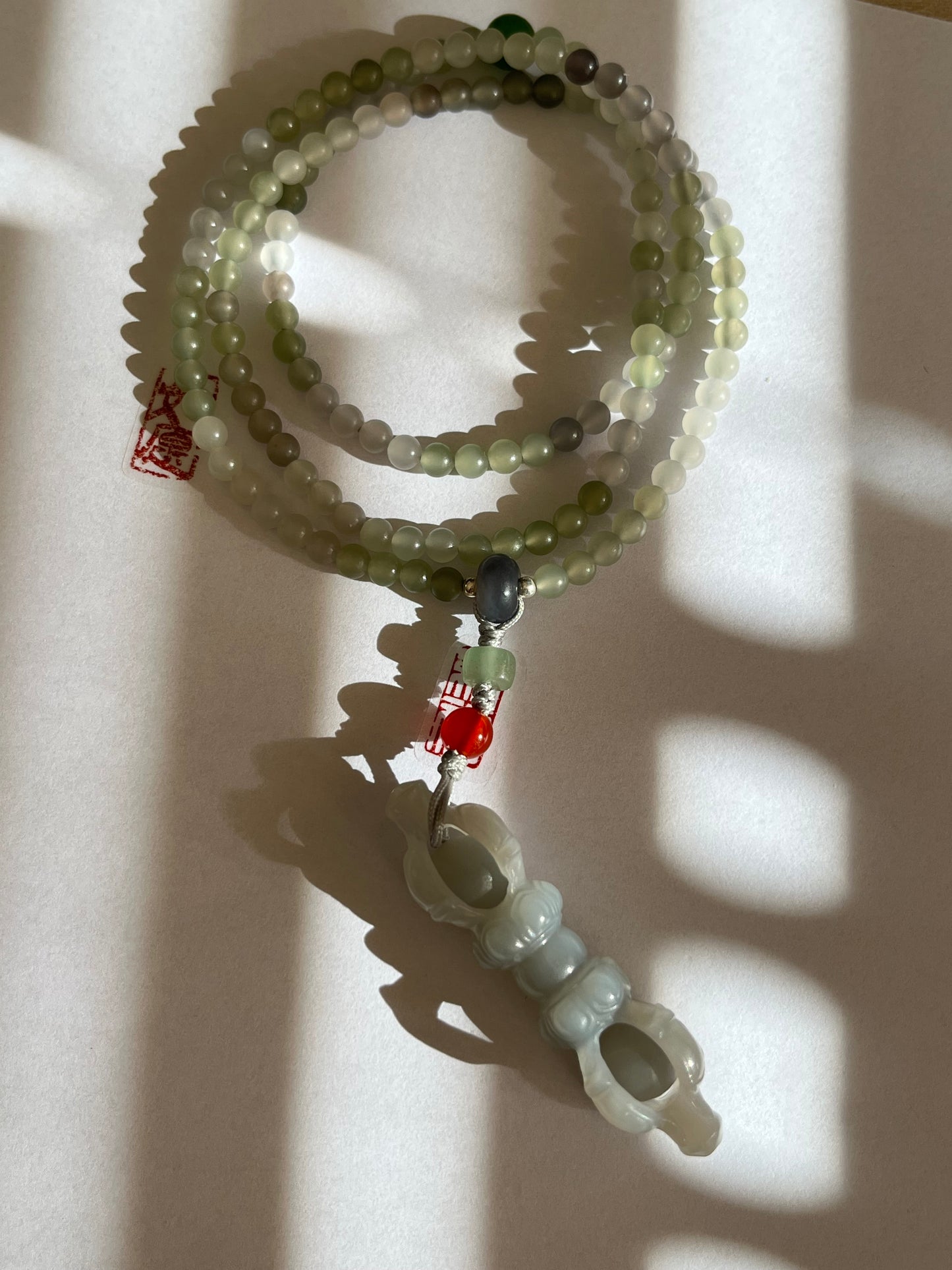 Hand Carved Hetian Jade Vajra Pendant, 手雕和田烟紫金刚杵