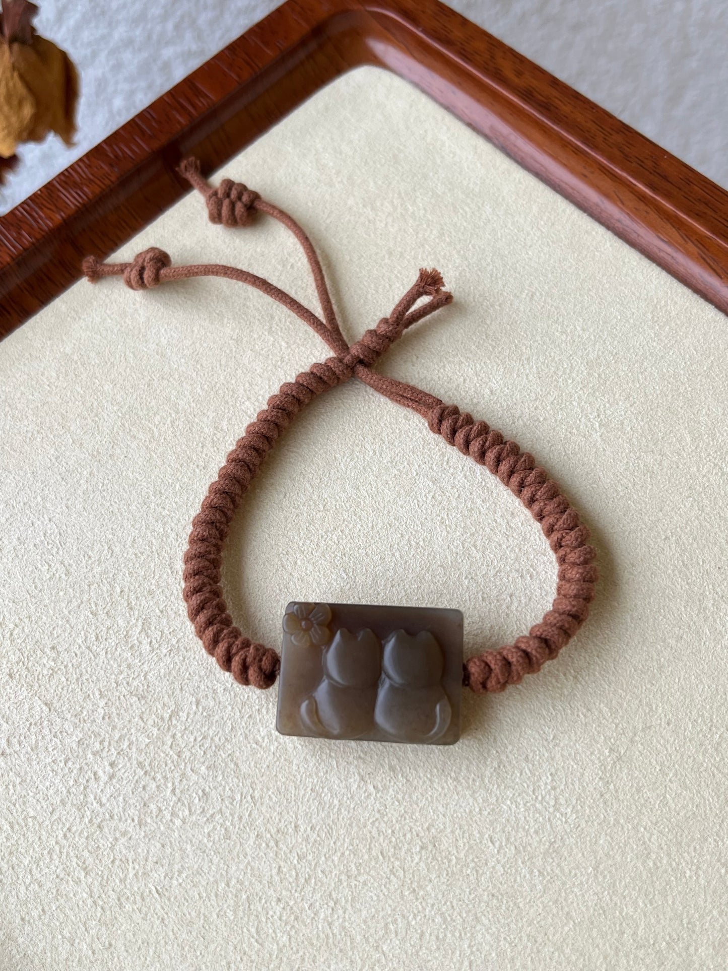 Bracelet Crafted from Hand Carved Brown Hetian Jade Cat Pendant