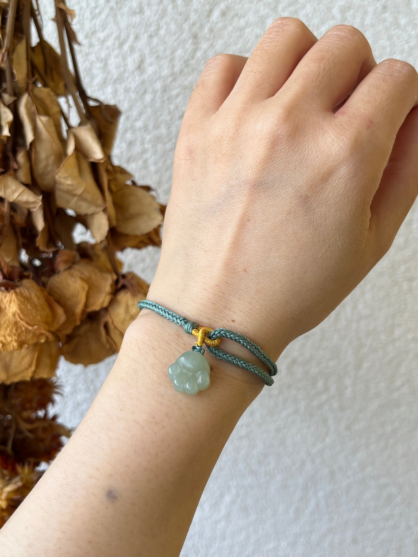 Handmade Bracelet with a Hetian Jade Cat Paw