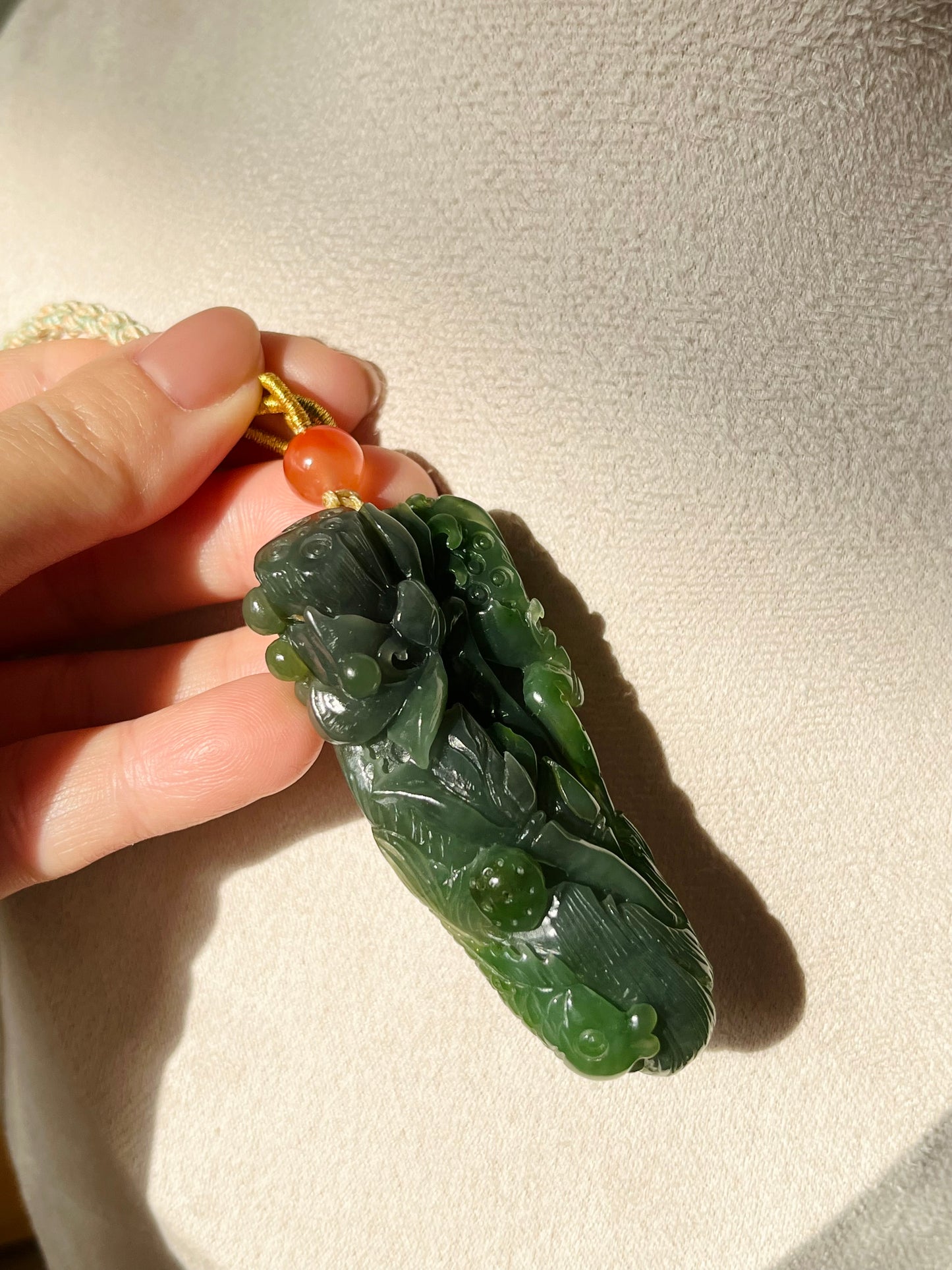 Hand Carved Green Hetian Jade Fish and Lotus Pendant, 手雕碧玉荷花鱼手把件