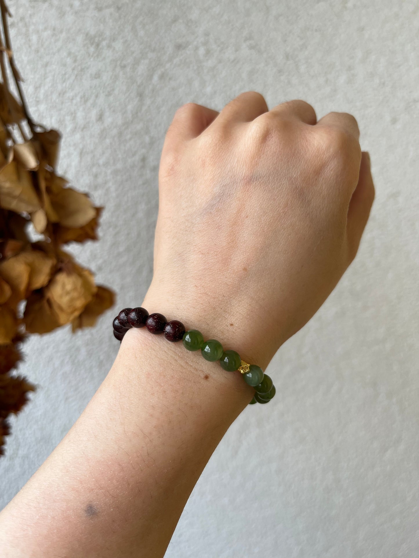 7mm Red Sandalwood and Green Hetian Jade Beaded Bracelet