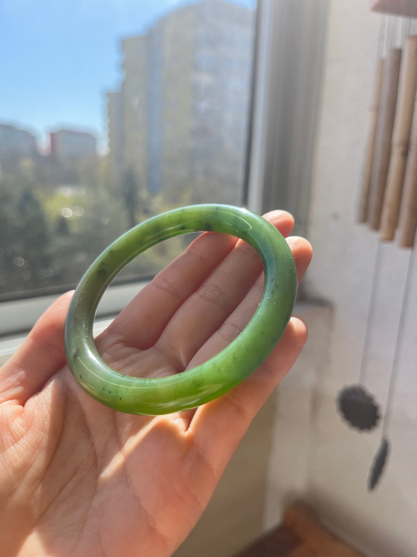 Green Hetian Jade Bangle 58mm, 碧玉猕猴桃圆条手镯