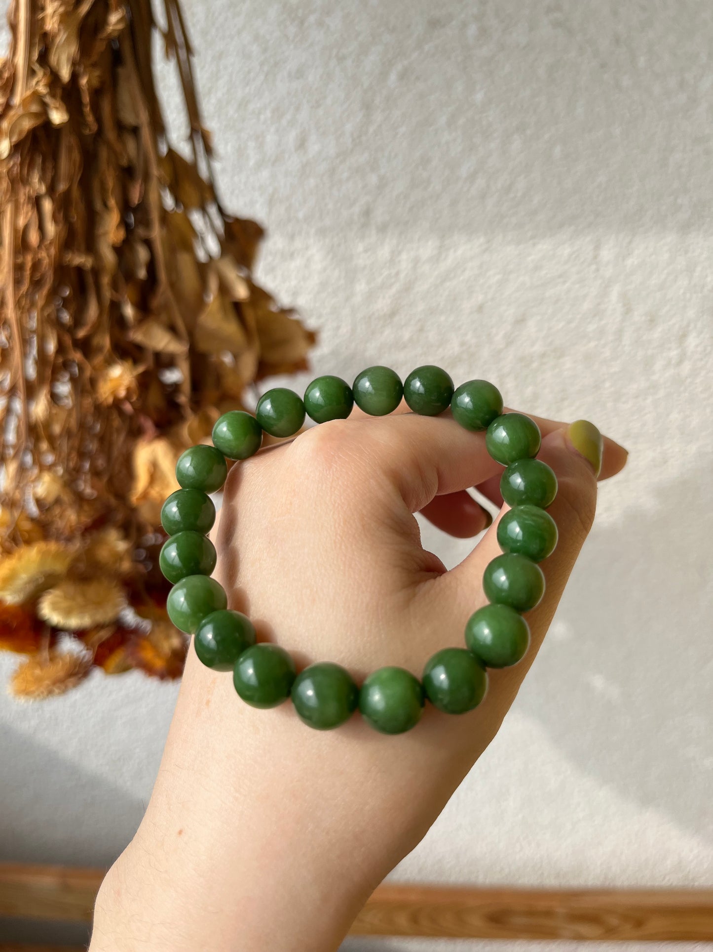 Green Hetian Jade Beaded Bracelet 10mm | 和田碧玉粉绿手串