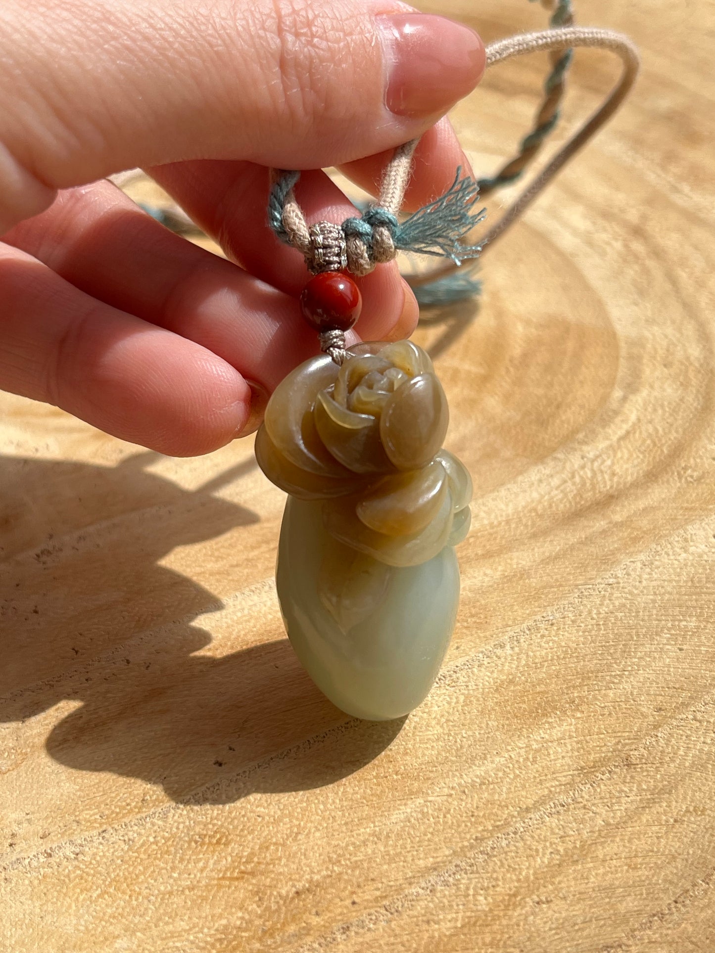 3D Hand Carved Hetian Jade Rose Pendant, 手雕和田且末蓝俏糖胖玫瑰