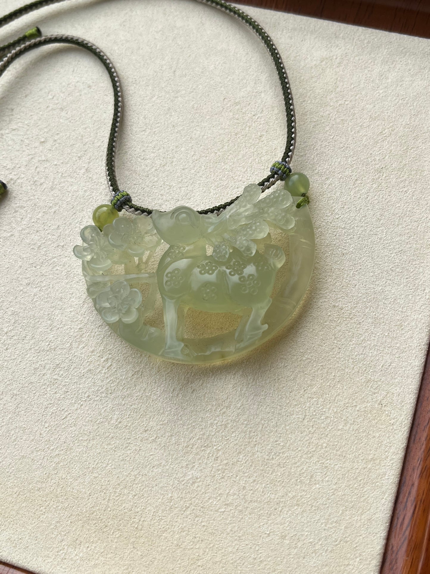 Hand Carved Icy Light Green Xiu Jade Sika Deer | 手雕岫玉梅花鹿