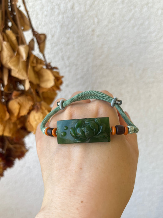 Hand Carved Spinach Green Hetian Jade Lotus Bracelet | 手雕菠菜绿和田碧玉荷花手牌