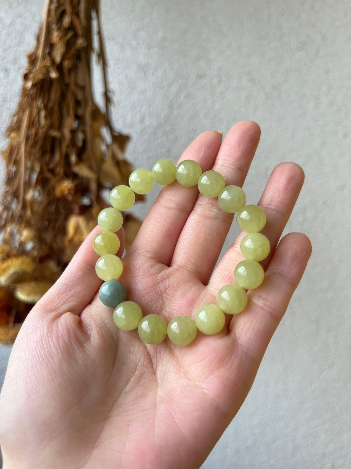 Yellow Hetian Jade Bracelet 10mm | 和田黄口带蓝皮珠手串