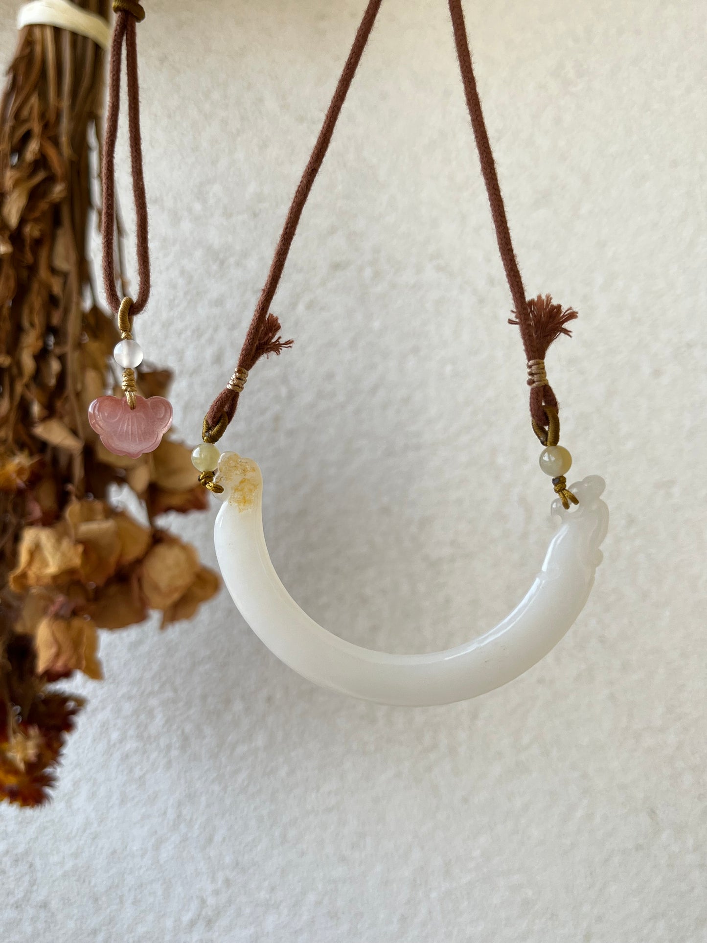 Hand Carved White Nephrite Jade Phoenix Huang Arc-shaped Pendant，手雕白玉凤玉璜