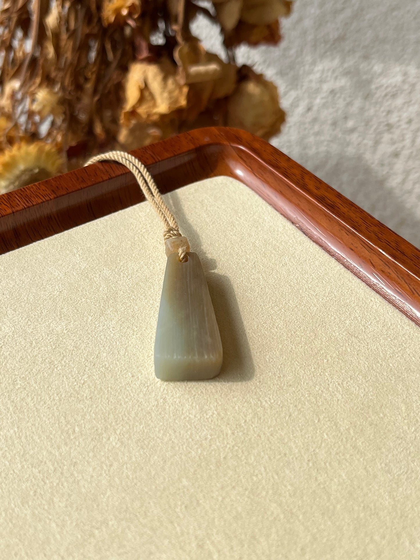 Hand Carved Hetian Jade Wudao (Taoist Wisdom) | 手雕意境和田糖玉悟道