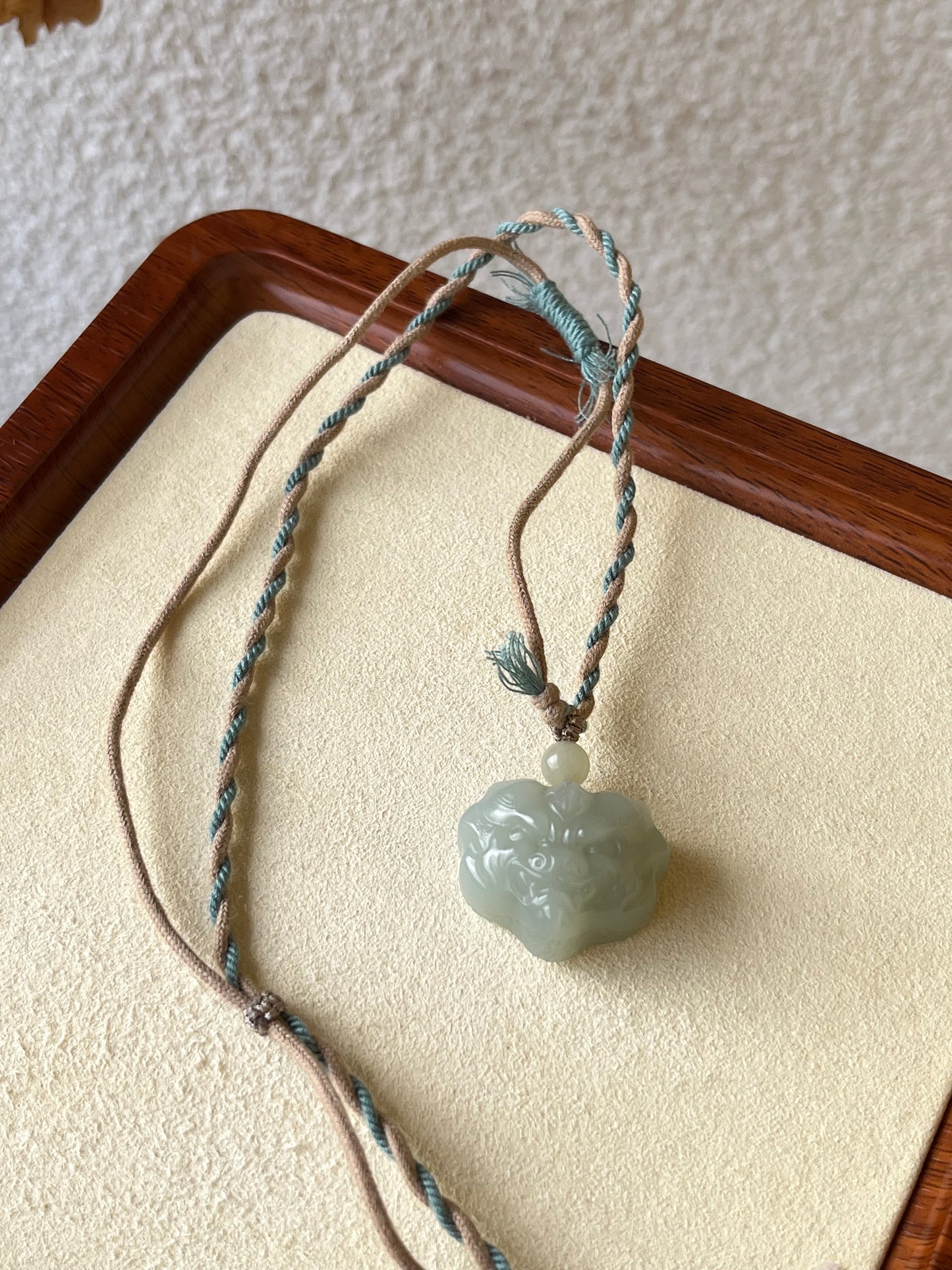 Blue Hetian Jade Beast Face Pendant | 和田且末蓝兽面