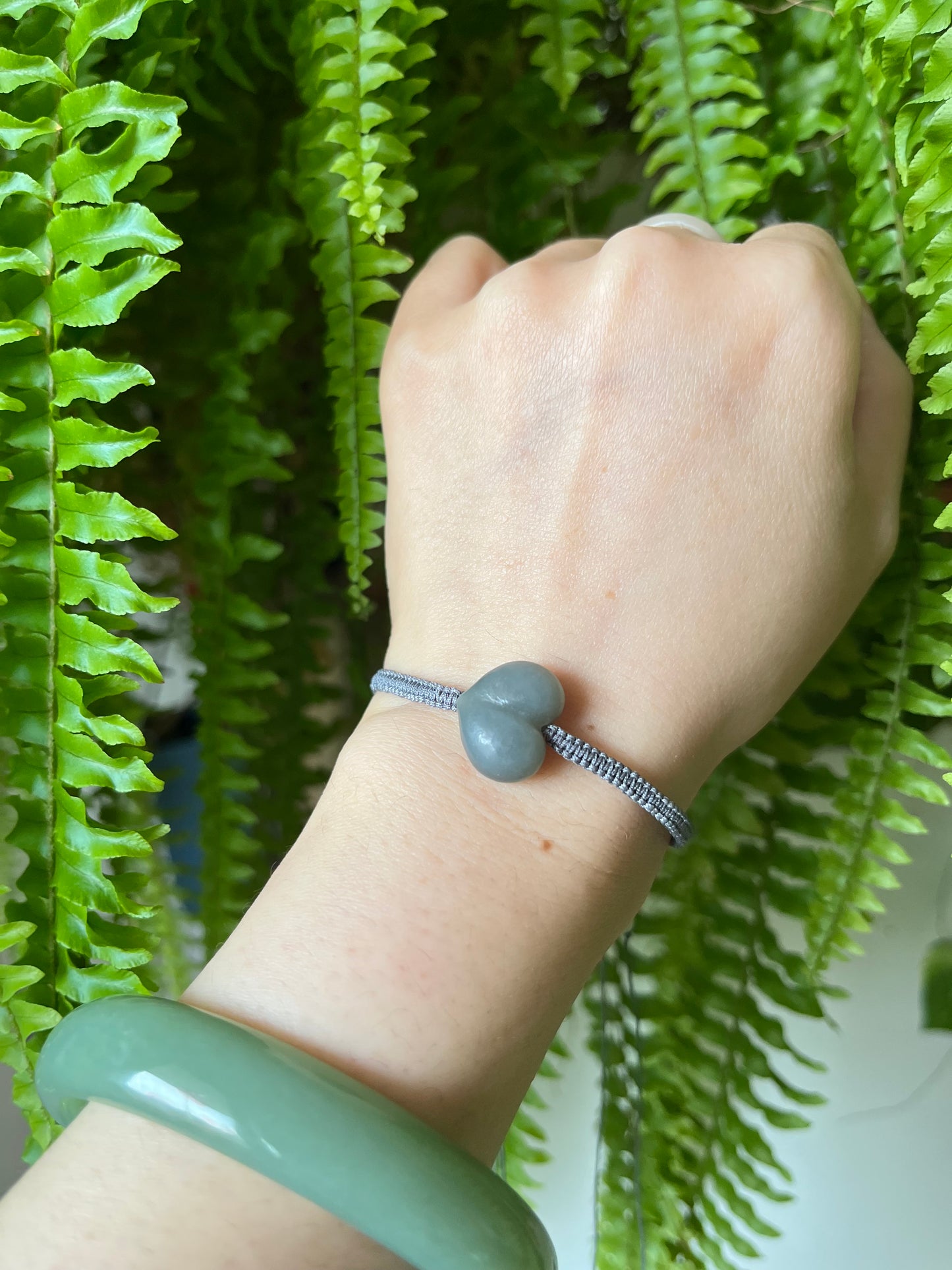 Handmade Hetian Jade Bracelets | 和田玉屁桃手绳