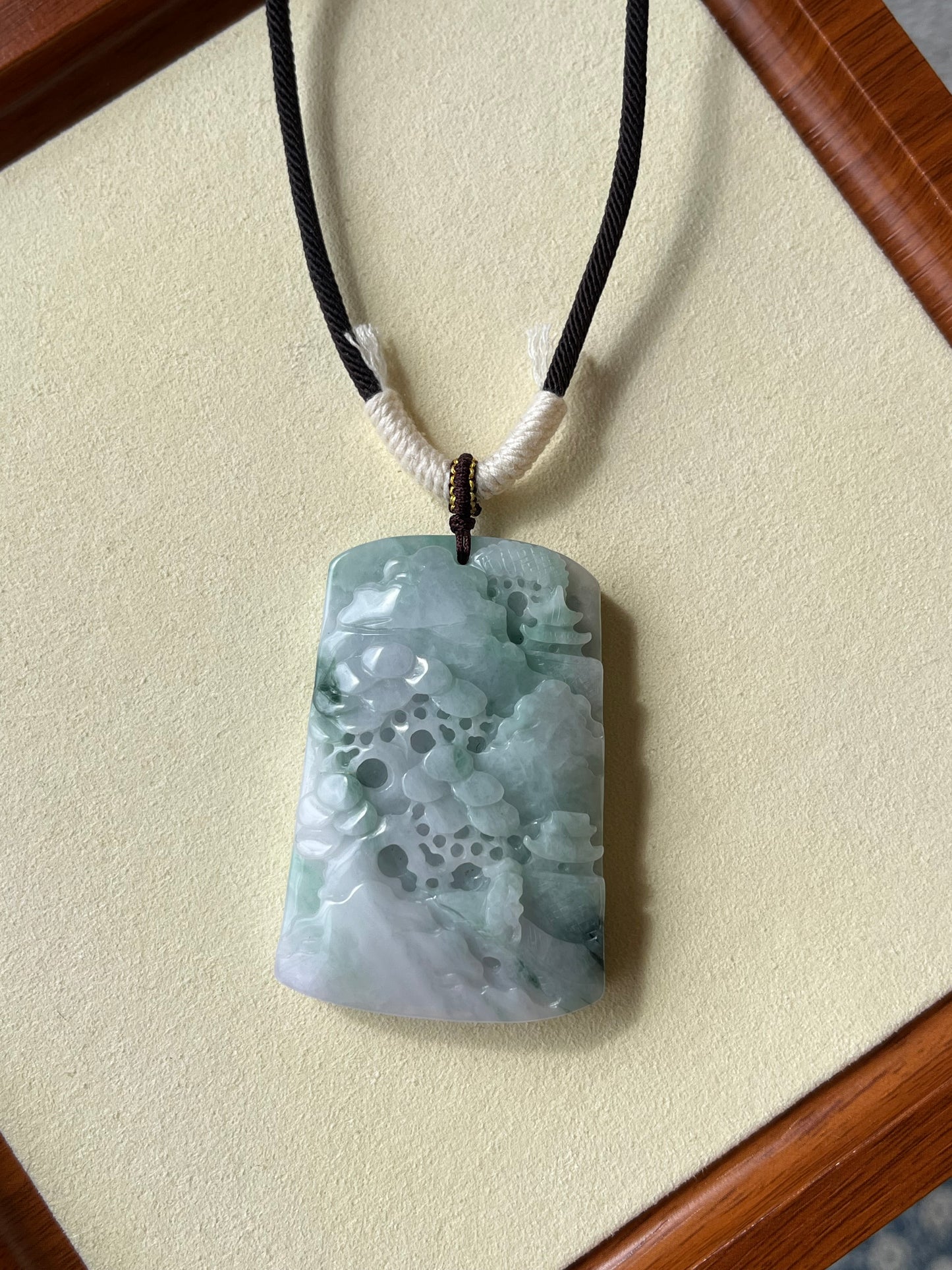 Hand Carved Jadeite Landscape Pendant | 手雕翡翠山水牌