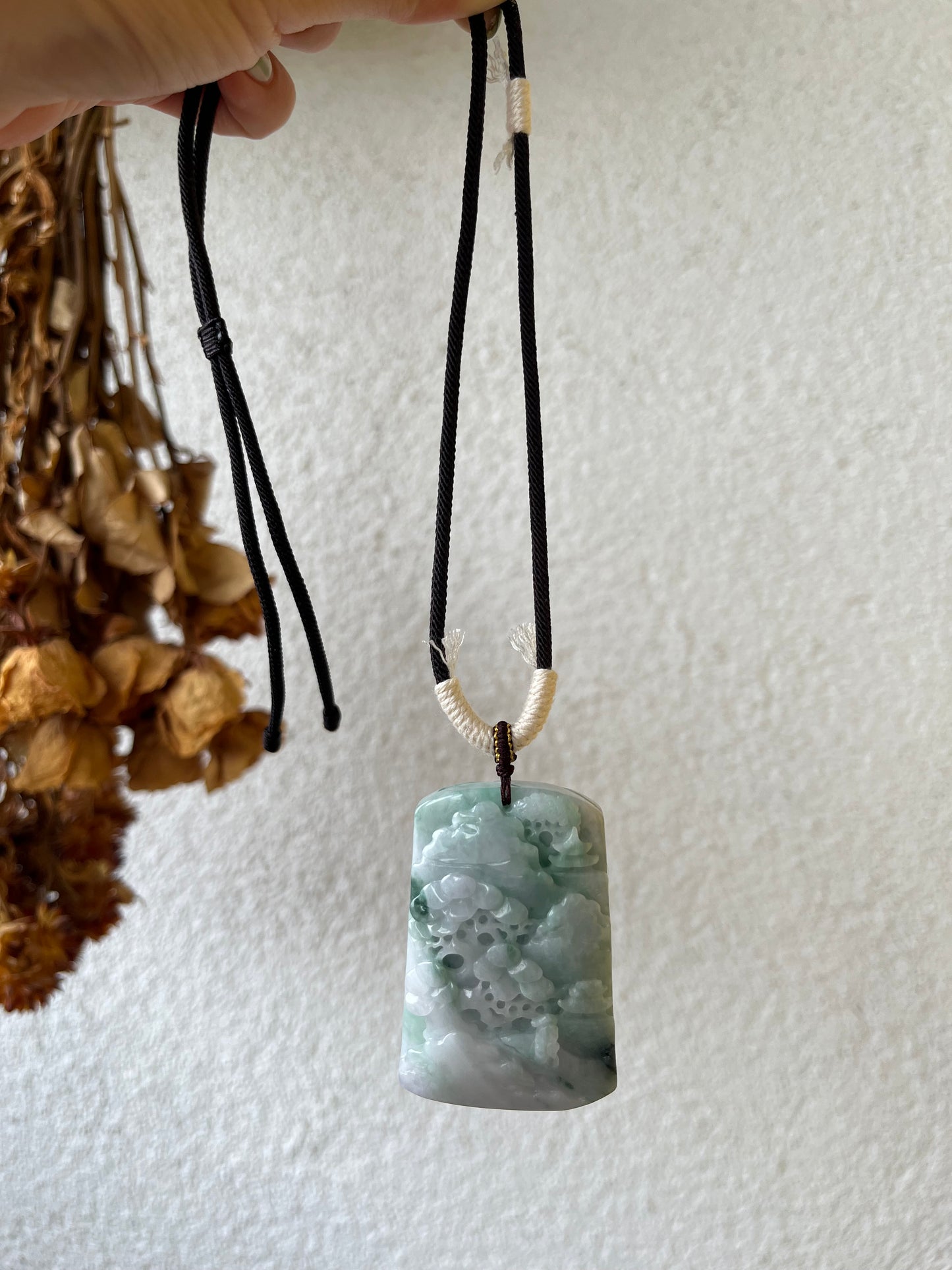 Hand Carved Jadeite Landscape Pendant | 手雕翡翠山水牌