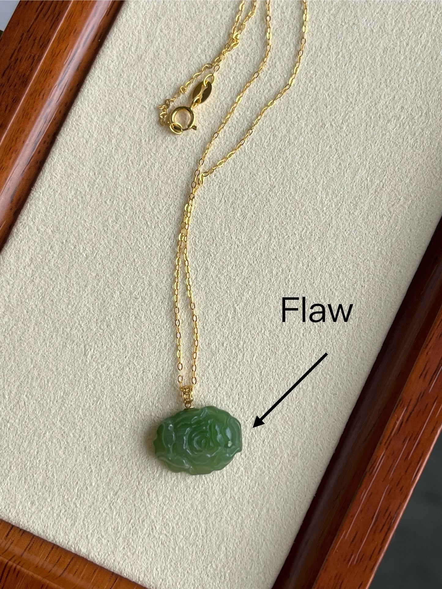 18K Gold-mounted Green Hetian Jade Carved Pendants | 18k金扣头碧玉小吊坠