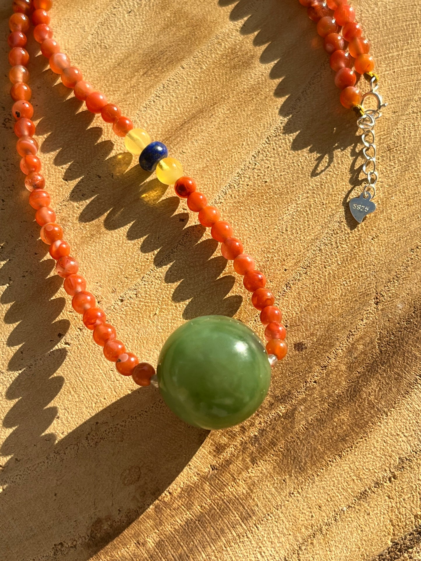 Handmade Nanhong Agate Beaded Necklace with a Single Big Green Hetian Jade Bead (20mm)