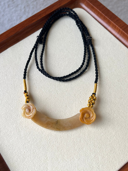 Handmade Yellow Jadeite Huang Necklace | 手编黄翡玉璜