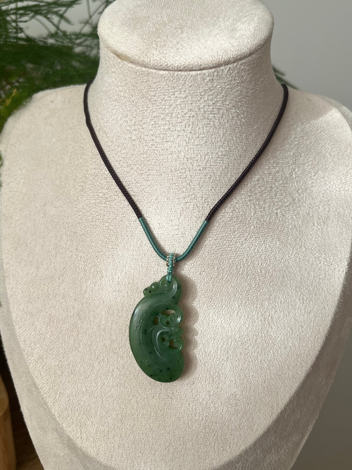Green Hetian Jade Dragon and Phoenix Pair Pendants | 和田碧玉龙凤对牌