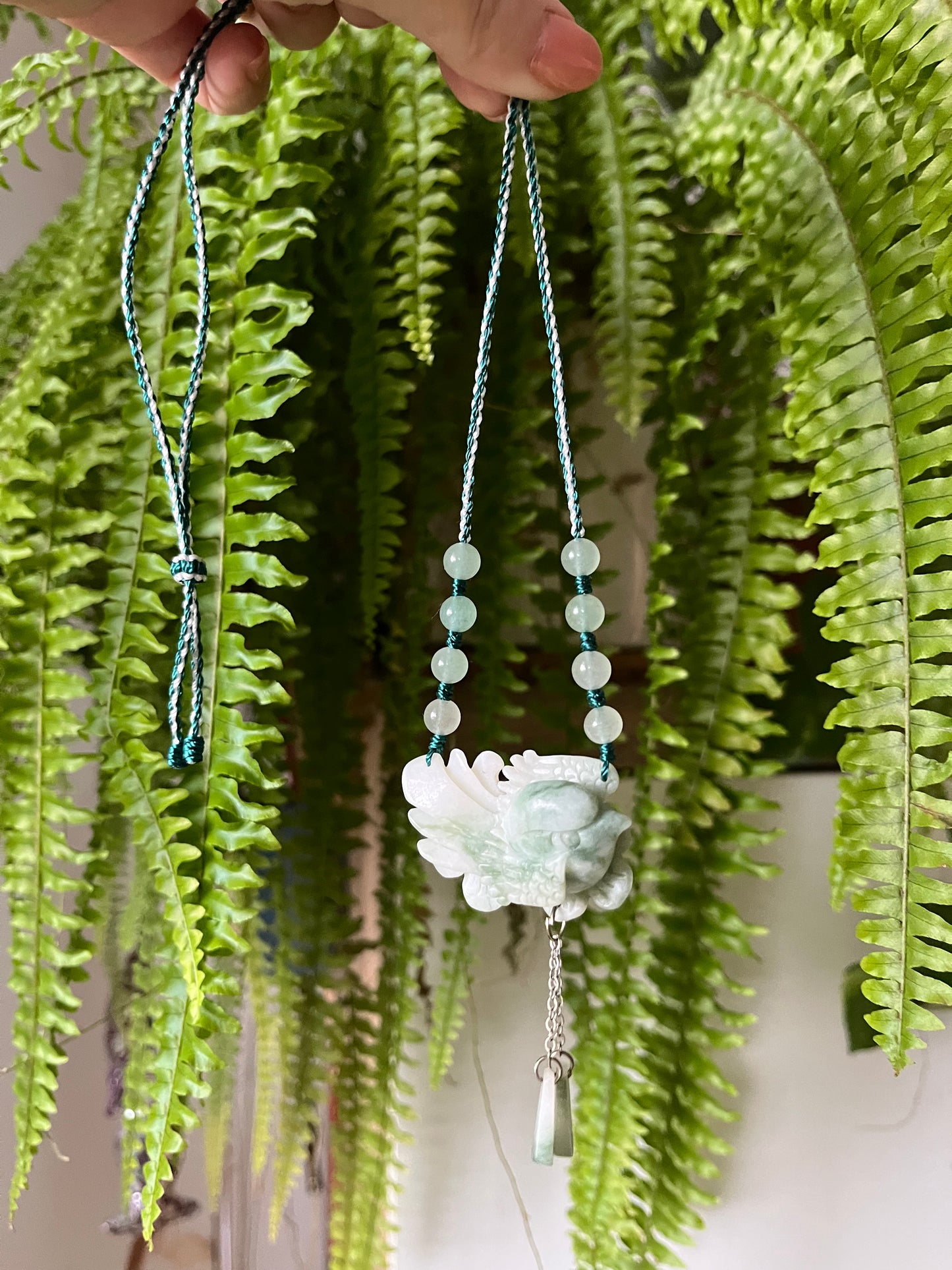 Hand Carved Green Xiu Jade Magpie | 手雕岫玉喜鹊