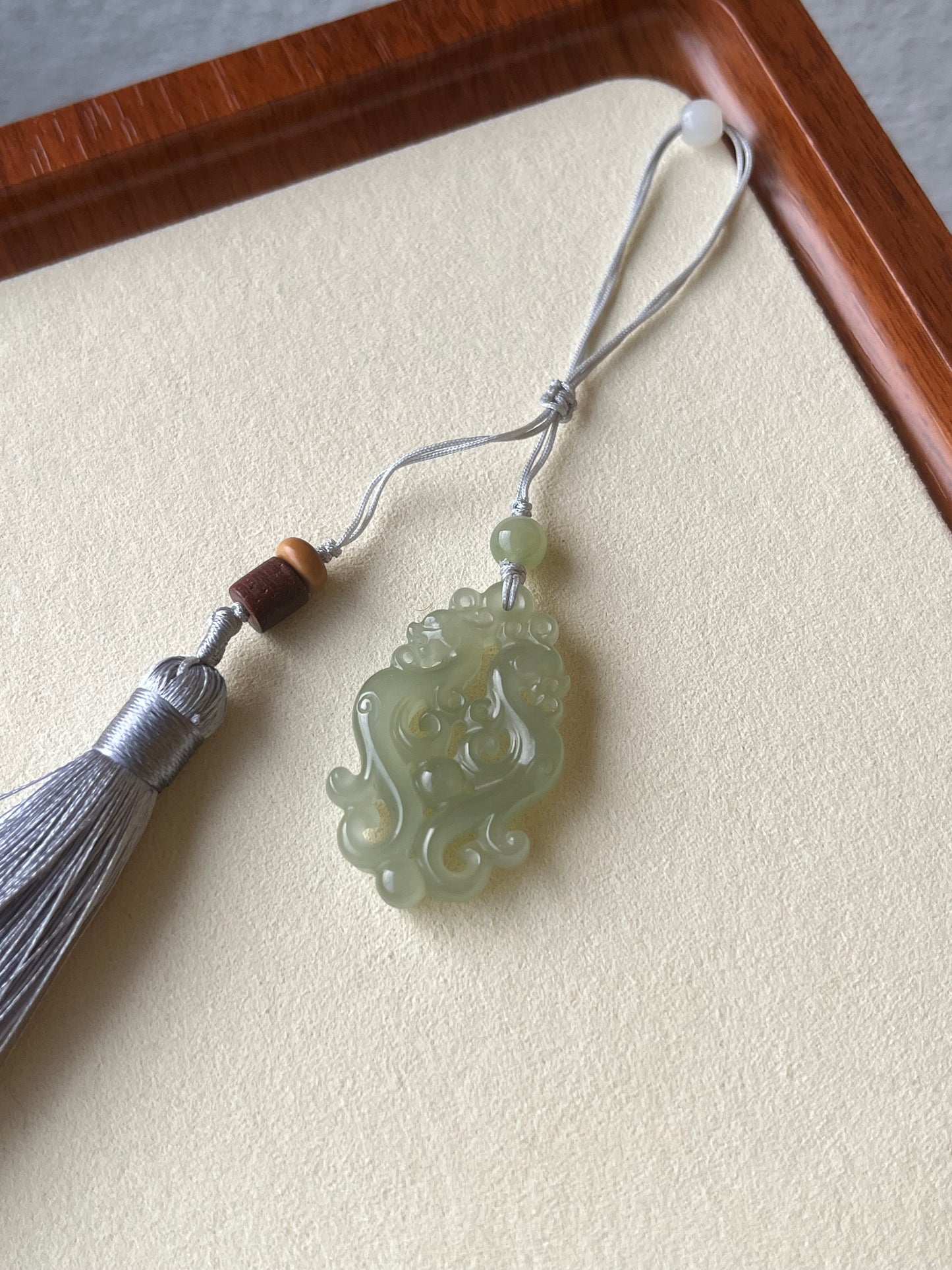 Handmade Bag Charm with a Hetian Jade Dragon and Phoenix Pendant | 和田龙凤牌包挂